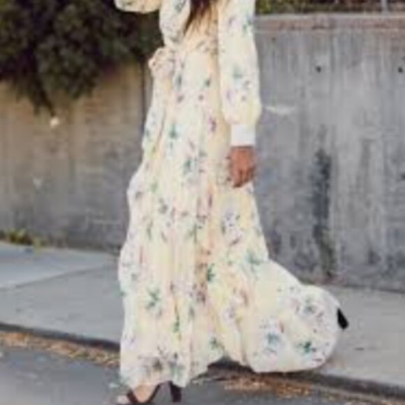 JessaKae South Of France Flowy Floral Pale Yellow Maxi Dress Size Small - Picture 2 of 13